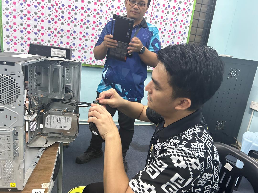 Gambar Laporan